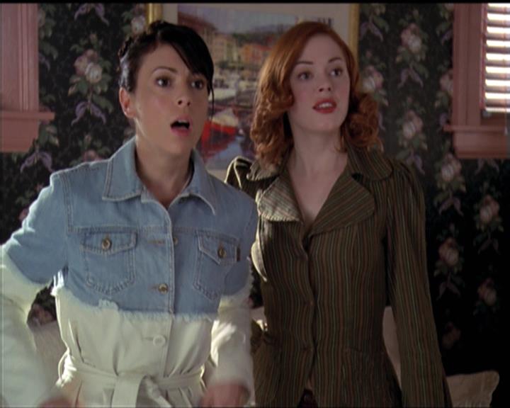 Charmed-Online-dot-510YTuMummyTambien0623.jpg Charmed-Online-dot-510YTuMummyTambien0623.jpg