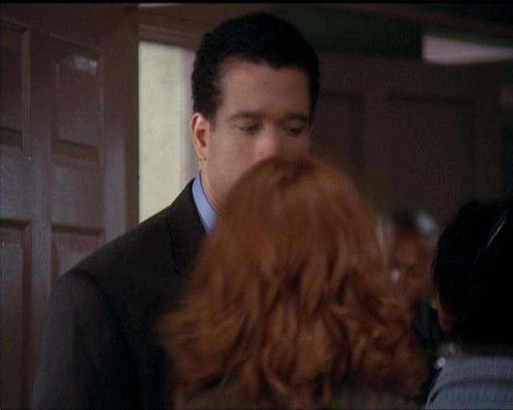 Charmed-Online-dot-510YTuMummyTambien0628.jpg Charmed-Online-dot-510YTuMummyTambien0628.jpg