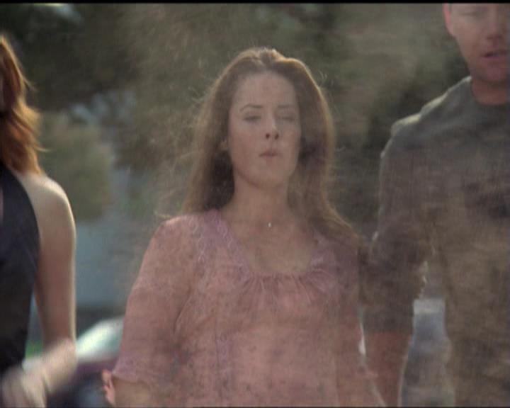 Charmed-Online-dot-510YTuMummyTambien0778.jpg Charmed-Online-dot-510YTuMummyTambien0778.jpg