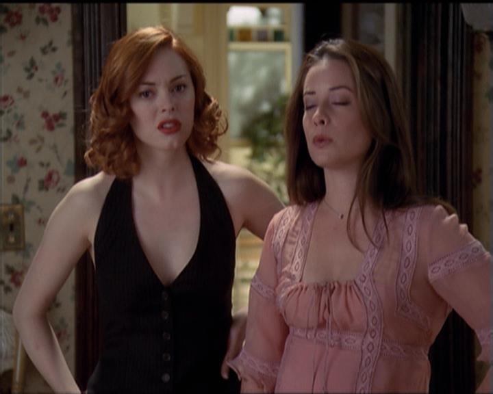 Charmed-Online-dot-510YTuMummyTambien0878.jpg Charmed-Online-dot-510YTuMummyTambien0878.jpg