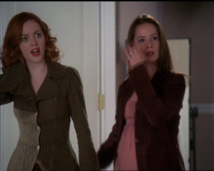 Charmed-Online-dot-510YTuMummyTambien0967.jpg