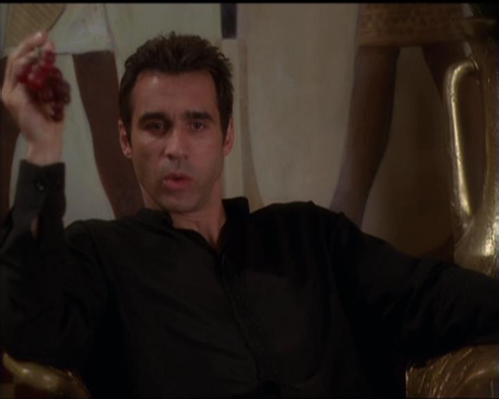 Charmed-Online-dot-510YTuMummyTambien1110.jpg Charmed-Online-dot-510YTuMummyTambien1110.jpg