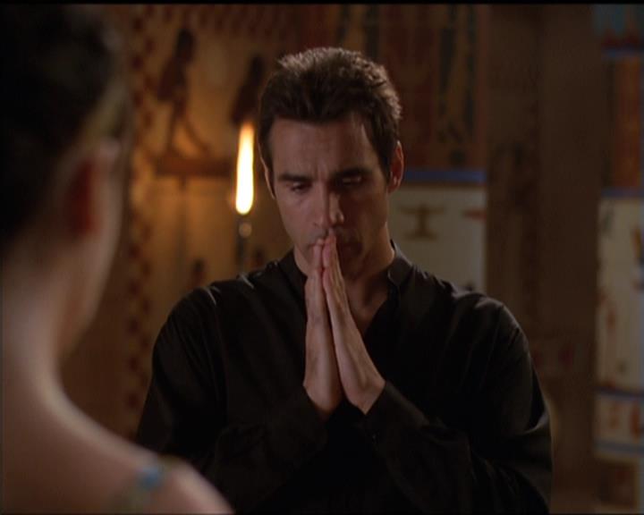 Charmed-Online-dot-510YTuMummyTambien1152.jpg Charmed-Online-dot-510YTuMummyTambien1152.jpg