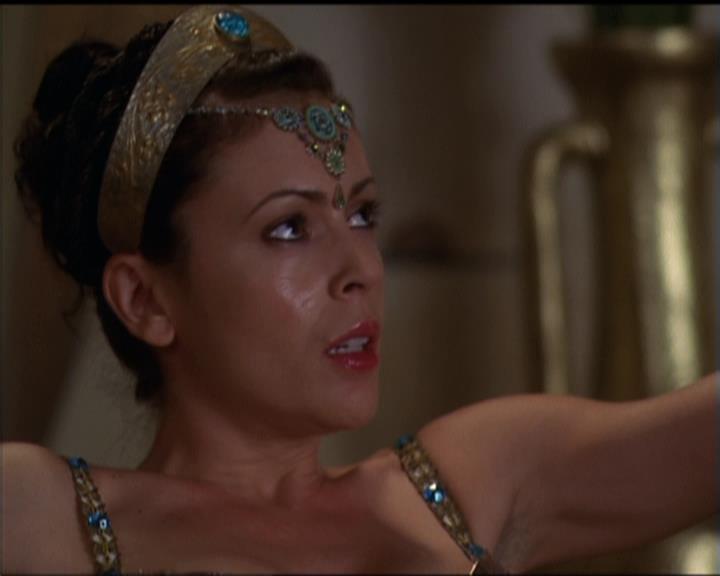 Charmed-Online-dot-510YTuMummyTambien1270.jpg