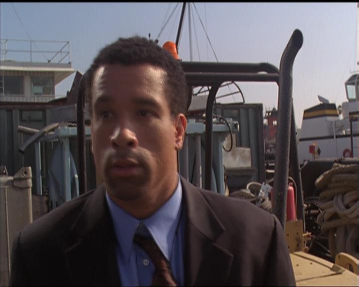 Charmed-Online-dot-510YTuMummyTambien1353.jpg Charmed-Online-dot-510YTuMummyTambien1353.jpg