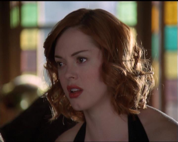 Charmed-Online-dot-510YTuMummyTambien1378.jpg Charmed-Online-dot-510YTuMummyTambien1378.jpg