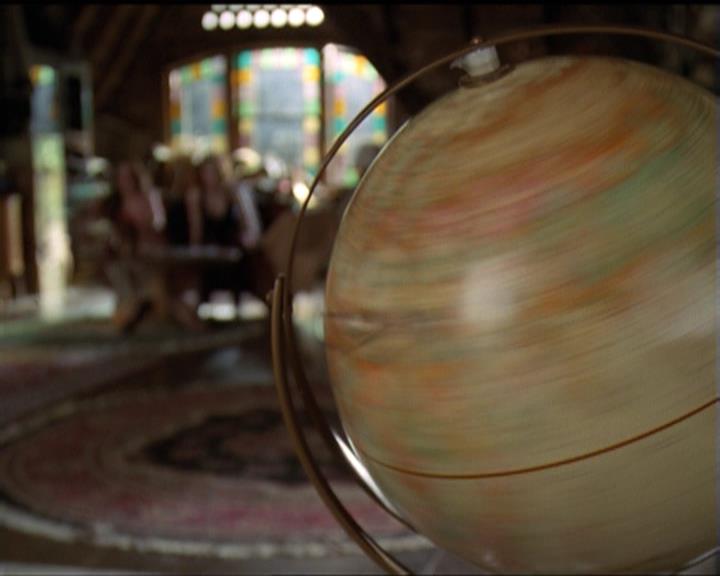 Charmed-Online-dot-510YTuMummyTambien1382.jpg Charmed-Online-dot-510YTuMummyTambien1382.jpg