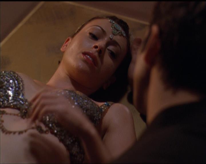 Charmed-Online-dot-510YTuMummyTambien1458.jpg Charmed-Online-dot-510YTuMummyTambien1458.jpg