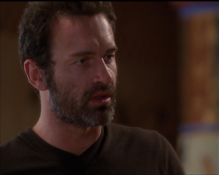 Charmed-Online-dot-510YTuMummyTambien1466.jpg Charmed-Online-dot-510YTuMummyTambien1466.jpg