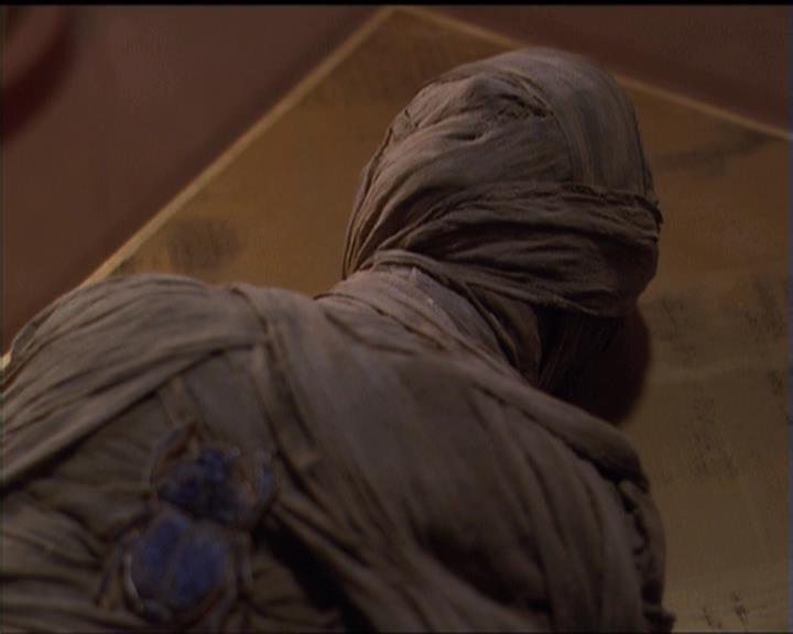 Charmed-Online-dot-510YTuMummyTambien1486.jpg Charmed-Online-dot-510YTuMummyTambien1486.jpg