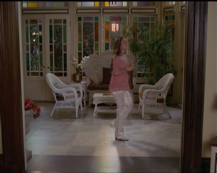 Charmed-Online-dot-510YTuMummyTambien1534.jpg Charmed-Online-dot-510YTuMummyTambien1534.jpg