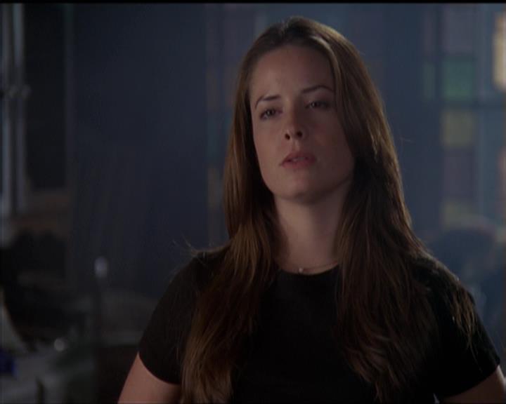 Charmed-Online-dot-510YTuMummyTambien1945.jpg Charmed-Online-dot-510YTuMummyTambien1945.jpg