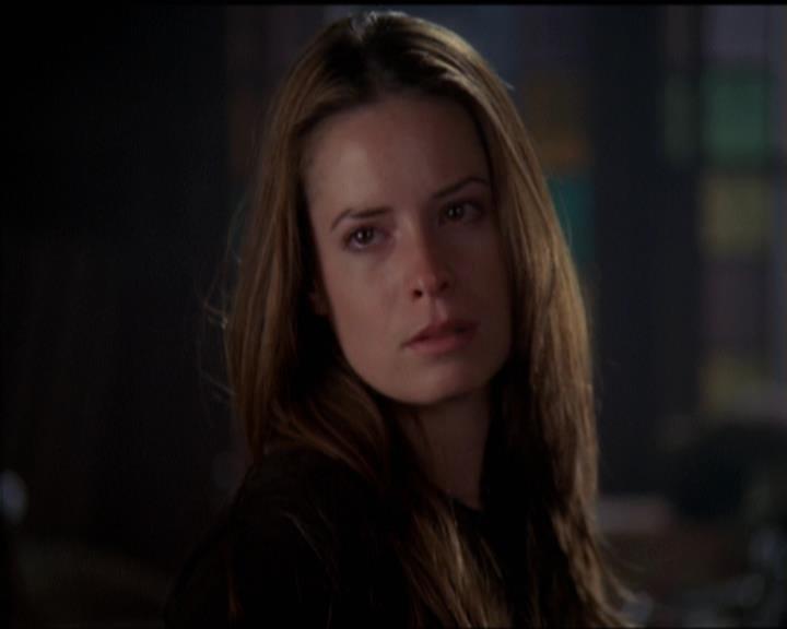 Charmed-Online-dot-510YTuMummyTambien2039.jpg Charmed-Online-dot-510YTuMummyTambien2039.jpg