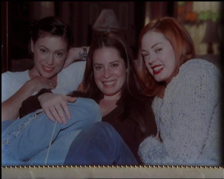 Charmed-Online-dot-510YTuMummyTambien2146.jpg