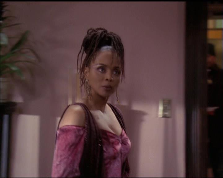 Charmed-Online-dot-512CentennialCharmed1729.jpg Charmed-Online-dot-512CentennialCharmed1729.jpg