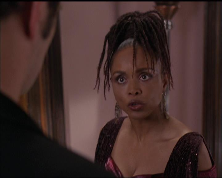 Charmed-Online-dot-512CentennialCharmed1786.jpg Charmed-Online-dot-512CentennialCharmed1786.jpg