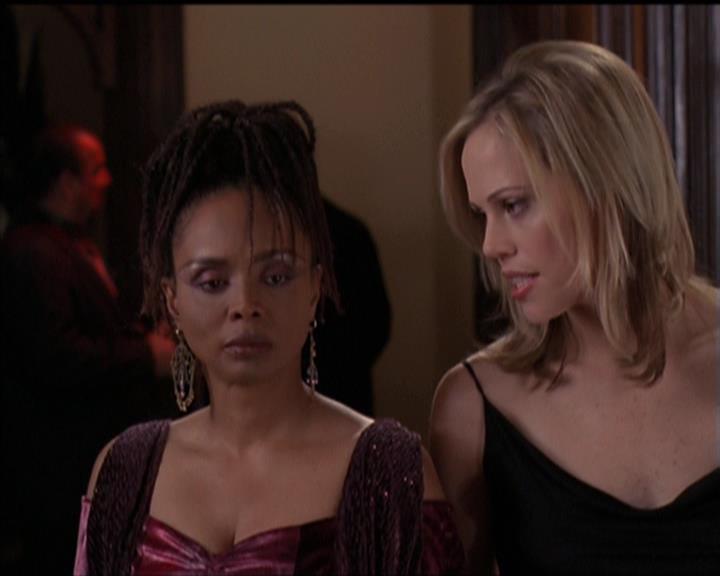 Charmed-Online-dot-512CentennialCharmed1822.jpg Charmed-Online-dot-512CentennialCharmed1822.jpg