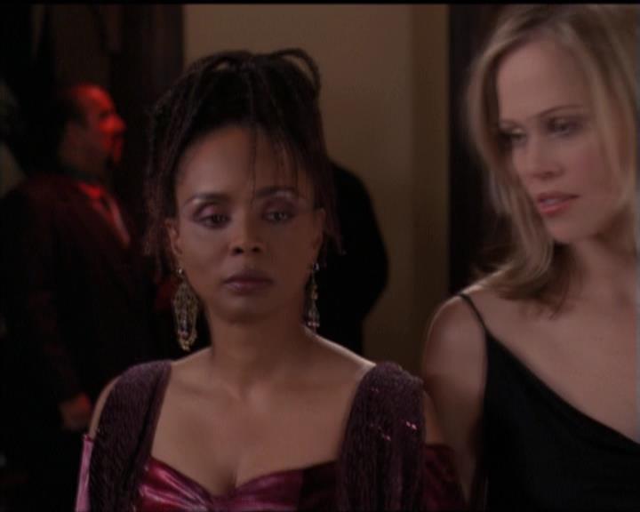 Charmed-Online-dot-512CentennialCharmed1823.jpg Charmed-Online-dot-512CentennialCharmed1823.jpg