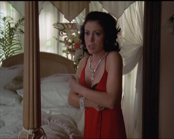 Charmed-Online-dot-512CentennialCharmed2003.jpg Charmed-Online-dot-512CentennialCharmed2003.jpg