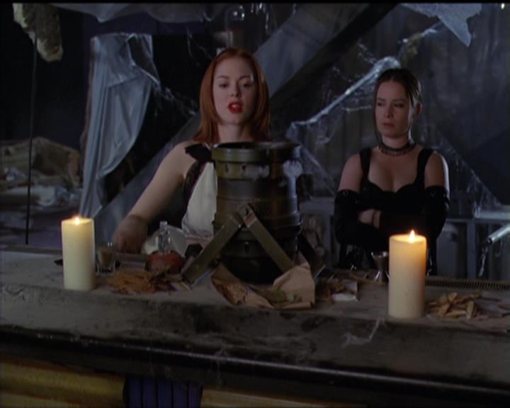 Charmed-Online-dot-512CentennialCharmed2171.jpg Charmed-Online-dot-512CentennialCharmed2171.jpg