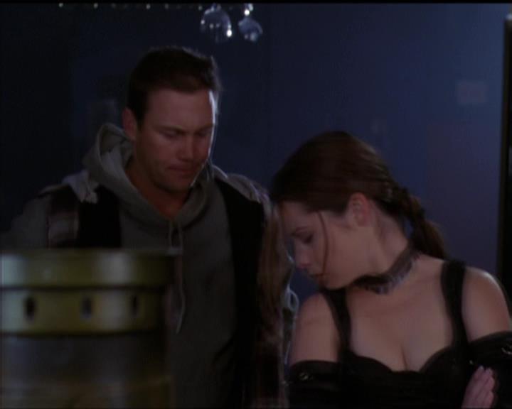 Charmed-Online-dot-512CentennialCharmed2191.jpg Charmed-Online-dot-512CentennialCharmed2191.jpg