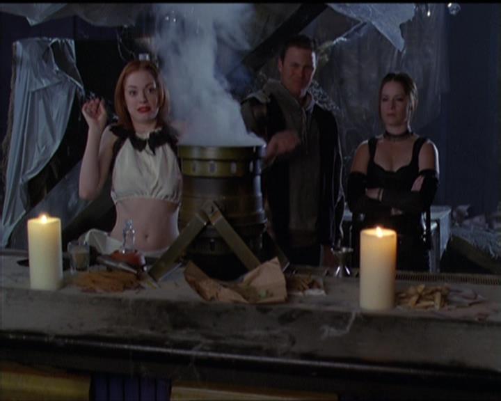 Charmed-Online-dot-512CentennialCharmed2194.jpg Charmed-Online-dot-512CentennialCharmed2194.jpg