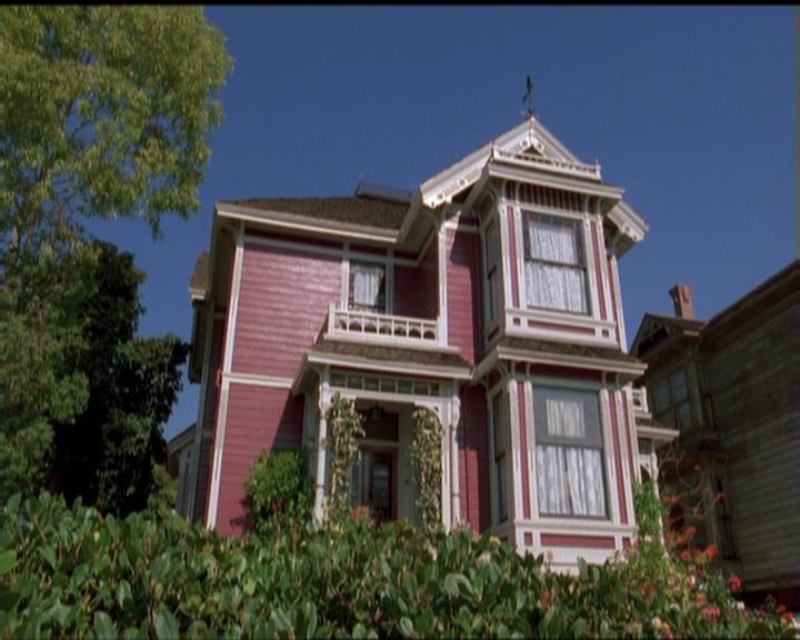 Charmed-Online-dot-513HouseCall0310.jpg