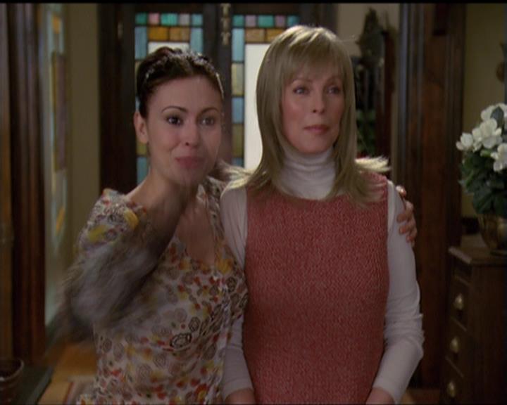 Charmed-Online-dot-515TheDayTheMagicDied1074.jpg Charmed-Online-dot-515TheDayTheMagicDied1074.jpg