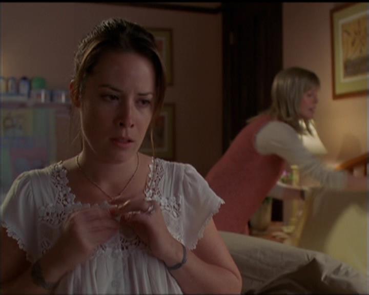 Charmed-Online-dot-515TheDayTheMagicDied1988.jpg Charmed-Online-dot-515TheDayTheMagicDied1988.jpg