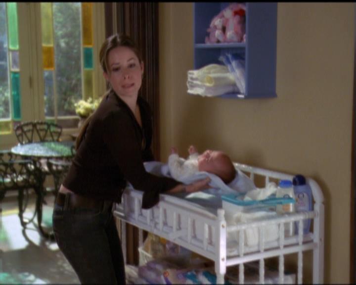 Charmed-Online-dot-516BabysFirstDemon0802.jpg