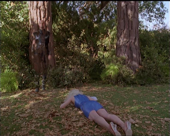 Charmed-Online-dot-516BabysFirstDemon1194.jpg Charmed-Online-dot-516BabysFirstDemon1194.jpg