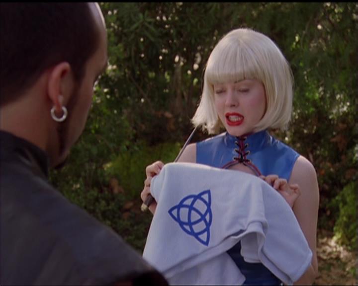 Charmed-Online-dot-516BabysFirstDemon1219.jpg Charmed-Online-dot-516BabysFirstDemon1219.jpg