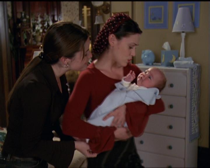 Charmed-Online-dot-516BabysFirstDemon1445.jpg Charmed-Online-dot-516BabysFirstDemon1445.jpg