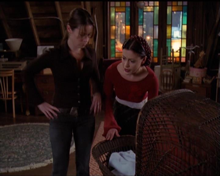 Charmed-Online-dot-516BabysFirstDemon1804.jpg Charmed-Online-dot-516BabysFirstDemon1804.jpg