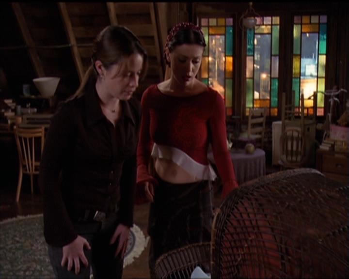 Charmed-Online-dot-516BabysFirstDemon1811.jpg