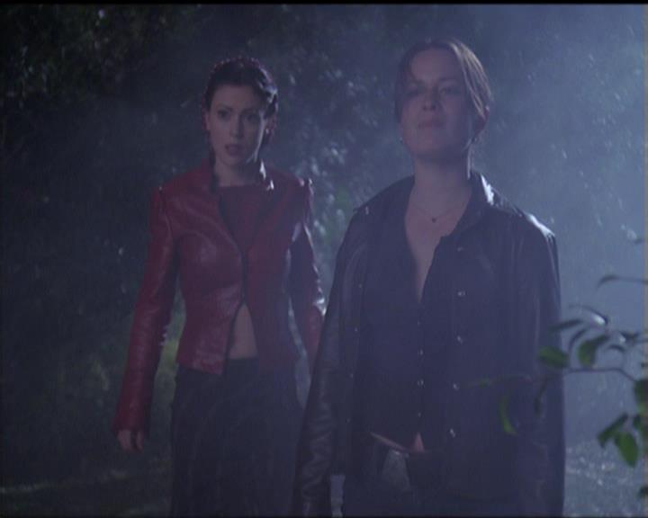 Charmed-Online-dot-516BabysFirstDemon1887.jpg Charmed-Online-dot-516BabysFirstDemon1887.jpg