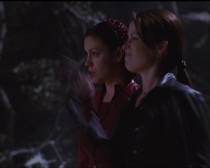 Charmed-Online-dot-516BabysFirstDemon1898.jpg Charmed-Online-dot-516BabysFirstDemon1898.jpg