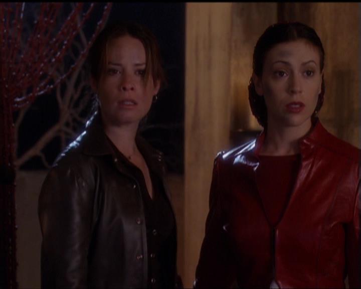 Charmed-Online-dot-516BabysFirstDemon2095.jpg