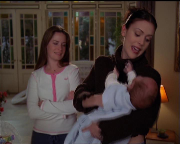 Charmed-Online-dot-516BabysFirstDemon2240.jpg Charmed-Online-dot-516BabysFirstDemon2240.jpg