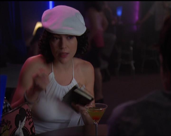 Charmed-Online-dot-517LuckyCharmed0034.jpg Charmed-Online-dot-517LuckyCharmed0034.jpg