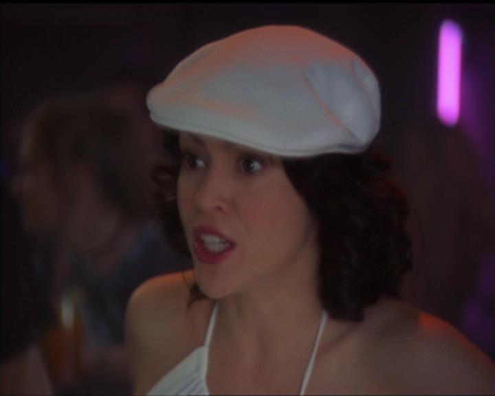 Charmed-Online-dot-517LuckyCharmed0101.jpg Charmed-Online-dot-517LuckyCharmed0101.jpg