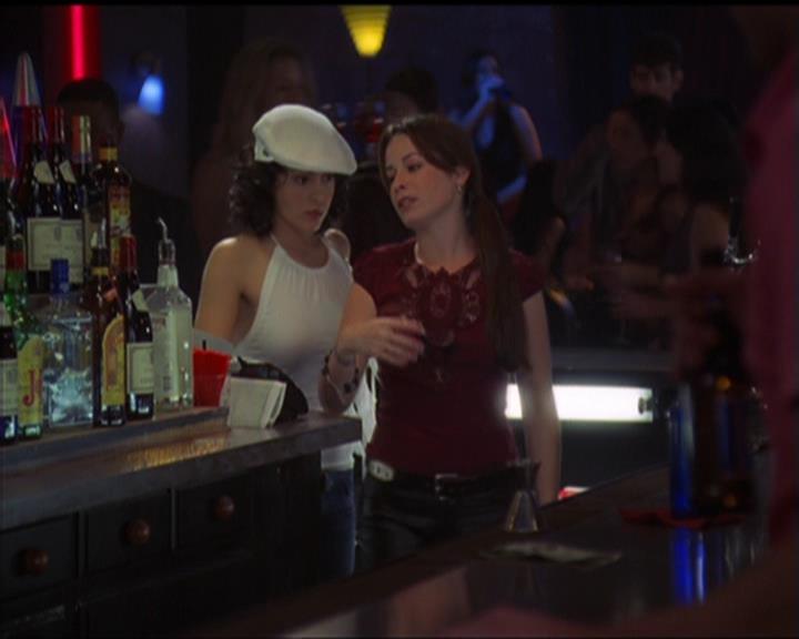 Charmed-Online-dot-517LuckyCharmed0121.jpg Charmed-Online-dot-517LuckyCharmed0121.jpg