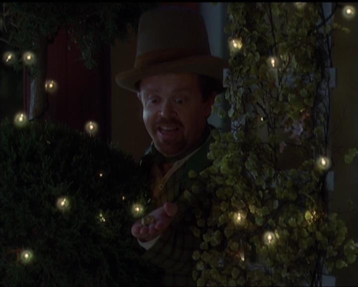 Charmed-Online-dot-517LuckyCharmed0164.jpg Charmed-Online-dot-517LuckyCharmed0164.jpg