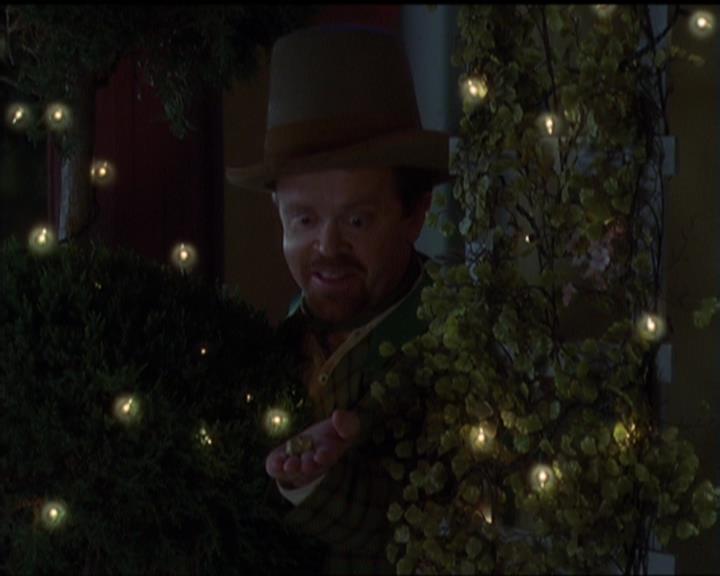 Charmed-Online-dot-517LuckyCharmed0165.jpg Charmed-Online-dot-517LuckyCharmed0165.jpg