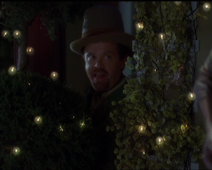 Charmed-Online-dot-517LuckyCharmed0180.jpg Charmed-Online-dot-517LuckyCharmed0180.jpg