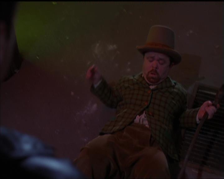 Charmed-Online-dot-517LuckyCharmed0202.jpg Charmed-Online-dot-517LuckyCharmed0202.jpg