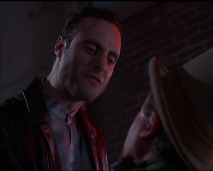 Charmed-Online-dot-517LuckyCharmed0219.jpg Charmed-Online-dot-517LuckyCharmed0219.jpg