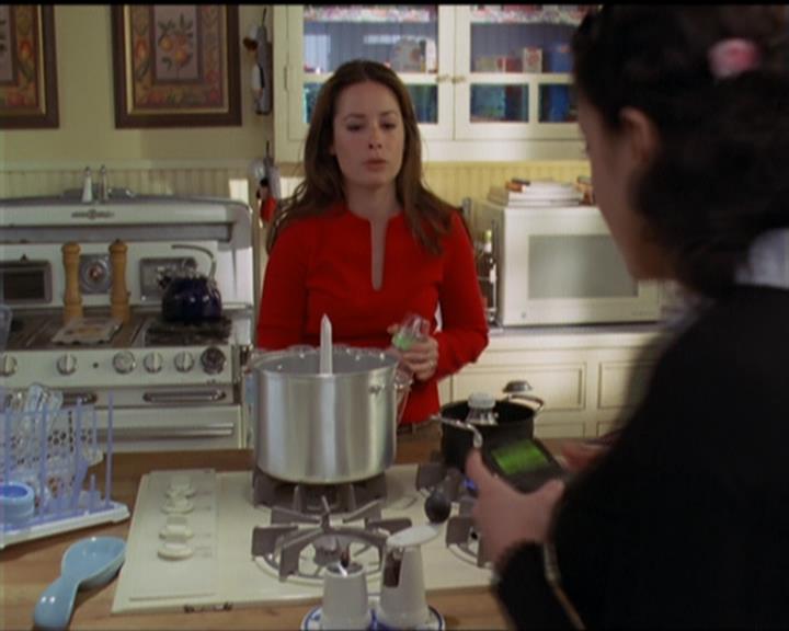 Charmed-Online-dot-517LuckyCharmed0386.jpg Charmed-Online-dot-517LuckyCharmed0386.jpg