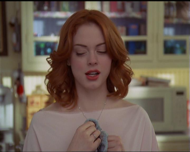 Charmed-Online-dot-517LuckyCharmed0439.jpg Charmed-Online-dot-517LuckyCharmed0439.jpg