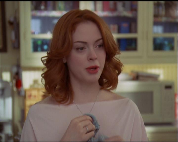 Charmed-Online-dot-517LuckyCharmed0442.jpg Charmed-Online-dot-517LuckyCharmed0442.jpg